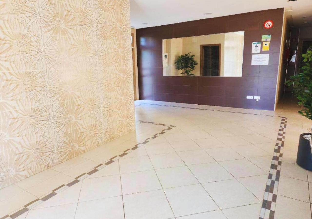 Esmeralda Suites Калпе Екстериор снимка
