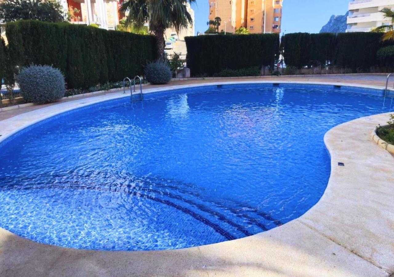 Esmeralda Suites Калпе Екстериор снимка